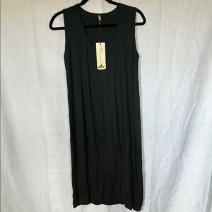NWT VIGORELLA black Spliced Cocoon soy blend Dress. Size S/M Made in Australia.